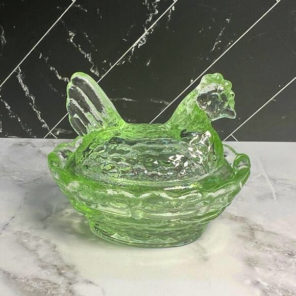 Mini Hen on Nest | GLOWS Orange/Pink - Picture 2 of 6